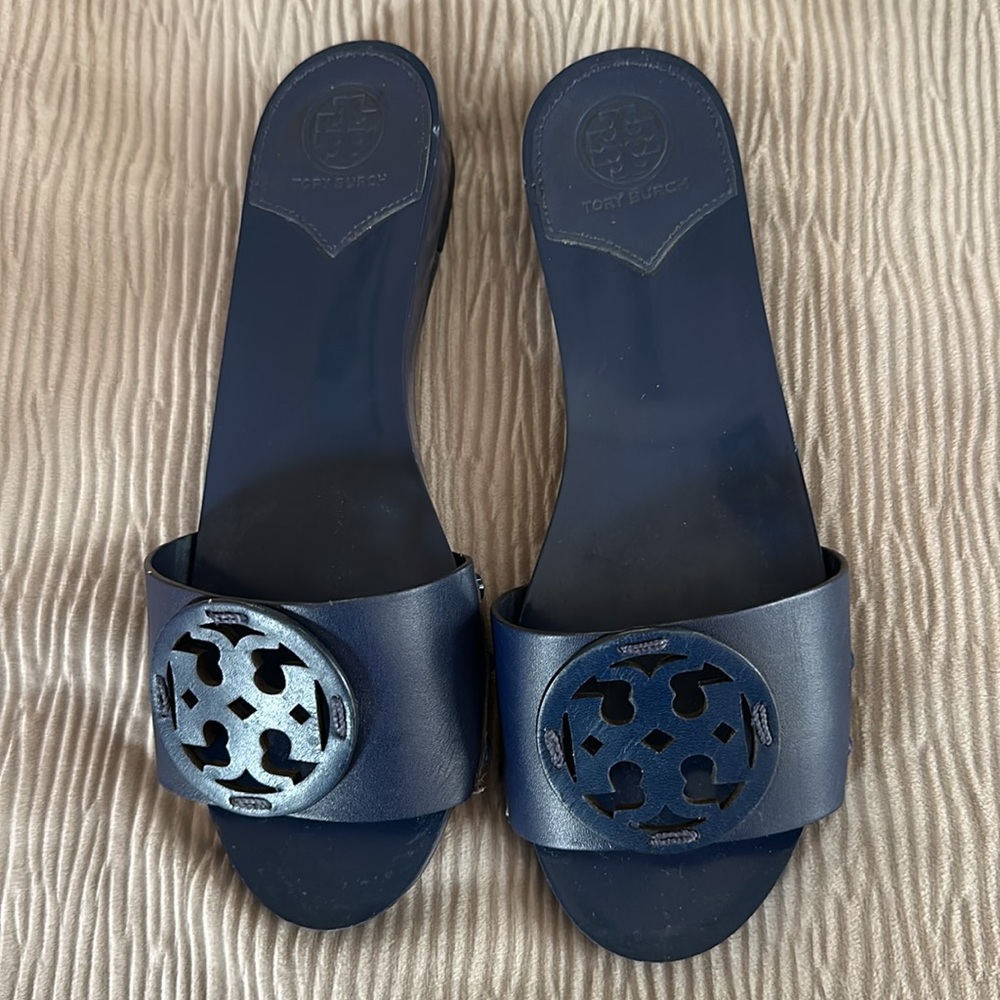 Tory Burch Navy Leather Logo Slide Sandals - Picture 3 of 10